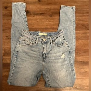 Levi’s High Rise Skinny Jeans. Size:26